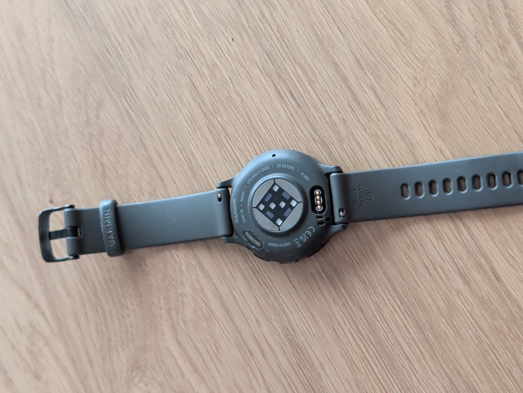 Black Garmin Venu 3S sports watch 4